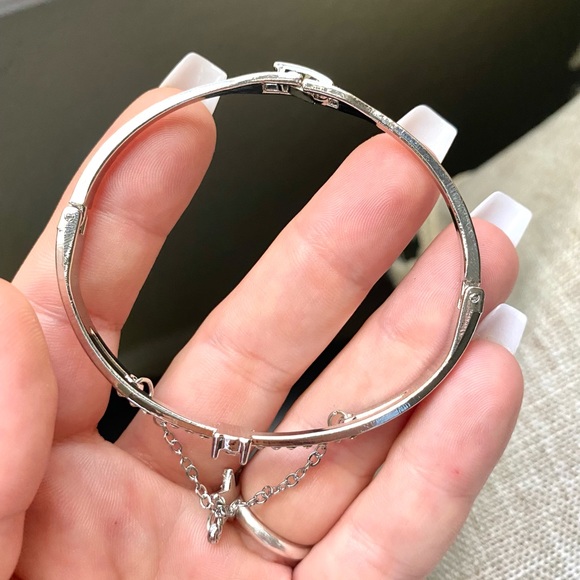 Dangle Drop Chain Star Silver & Rhinestone Crystal Clasp Bangle Bracelet - NEW - Picture 4 of 6